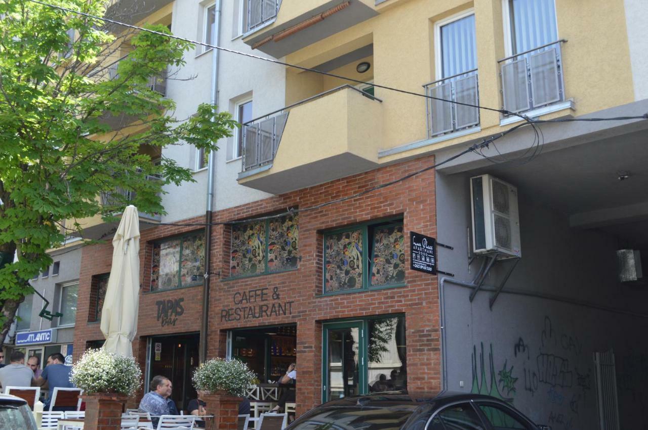 Lux Place Apartments Downtown Крагуевац Екстериор снимка